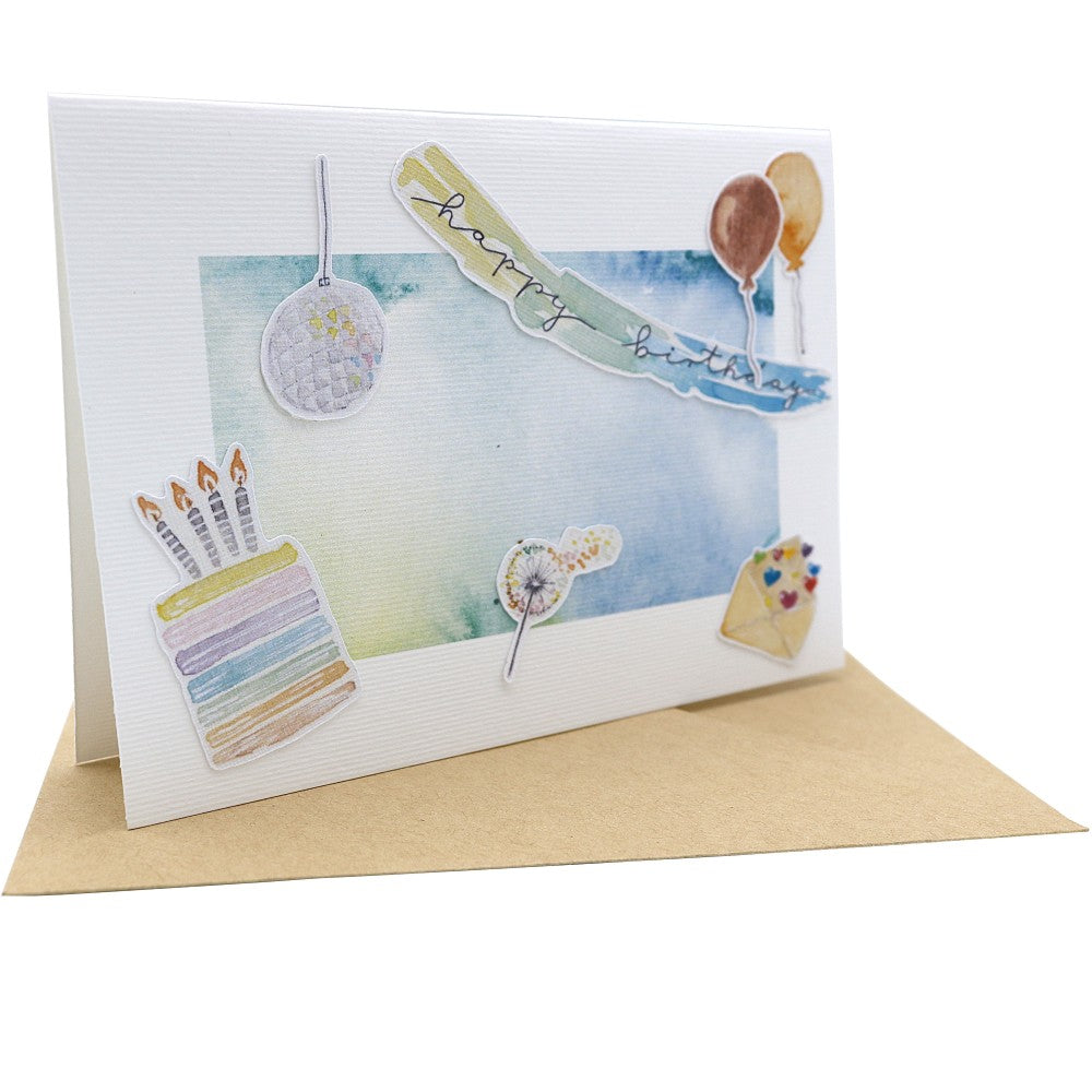 Aquarell-Klappkarte zum Geburtstag mit Geburtstagstorte, Kerzen, Luftballons und Schriftzug „happy birthday“ auf sanftem Farbverlauf
