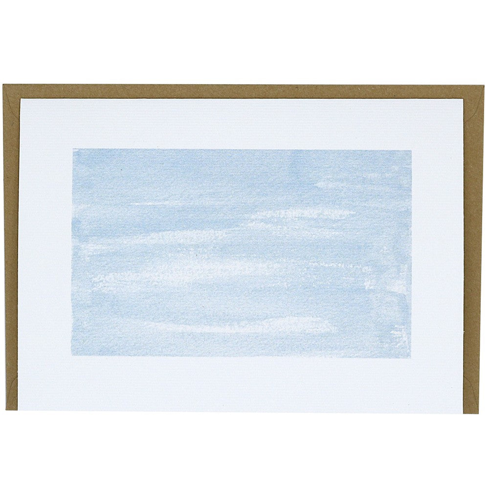 Postkarte mit hellem Aquarell-Hintergrund in Blau mit weichen, horizontalen Farbverläufen