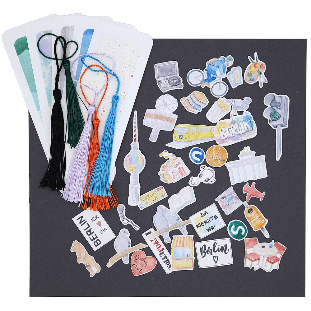 Kreativ-Lesezeichen-Set Berlin mit Aquarell-Lesezeichen, Quasten und losen Aquarellmotiven, wie Fernsehturm, Tauben und Radfahrer